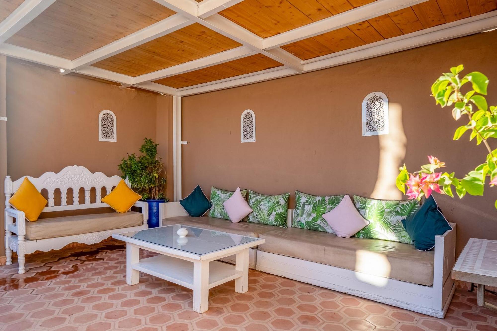 Riad Awinati Location Privatisee ,Piscine Chauffee , Beau Rooftop Marrakesh Exteriör bild