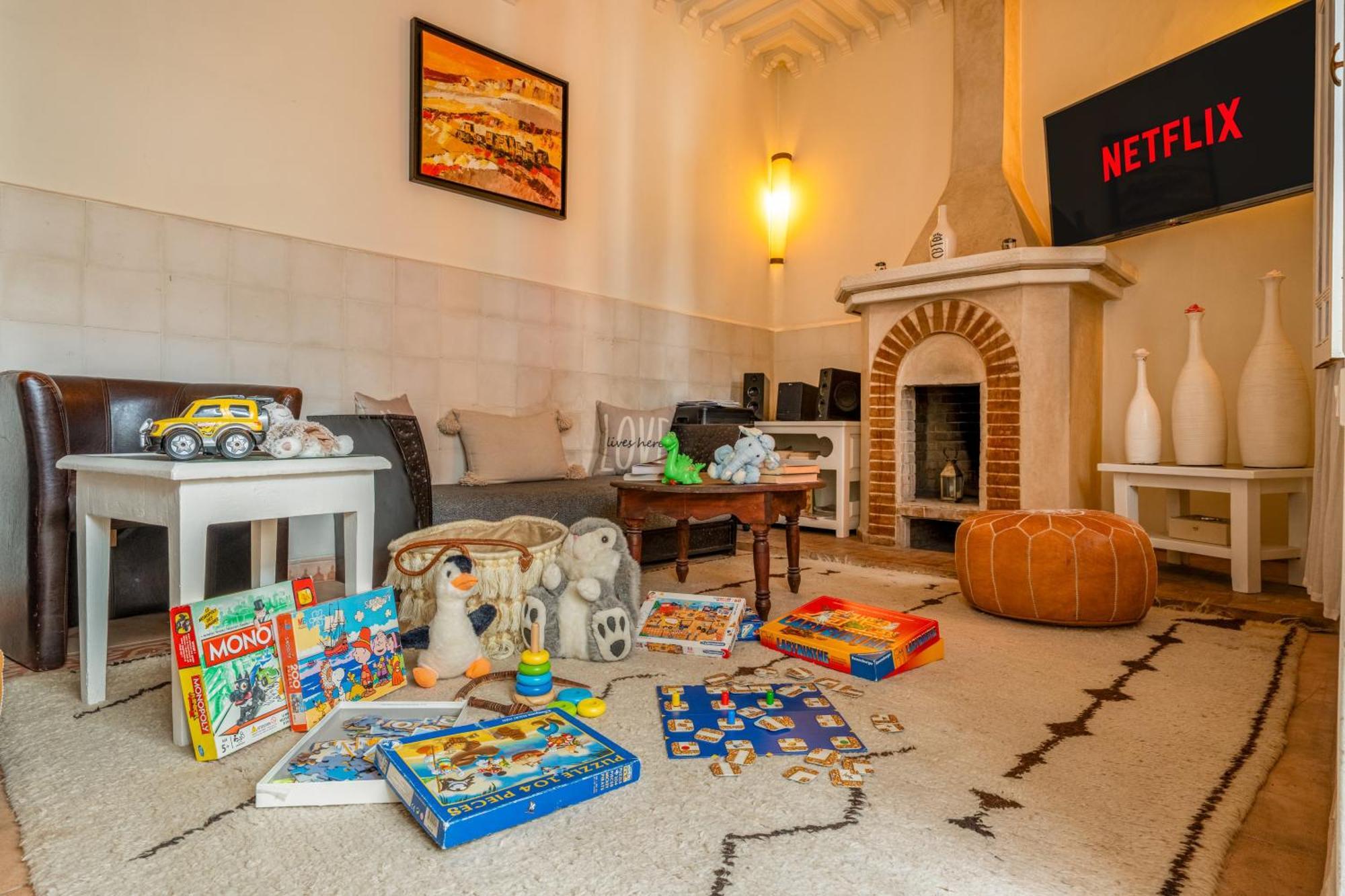 Riad Awinati Location Privatisee ,Piscine Chauffee , Beau Rooftop Marrakesh Exteriör bild