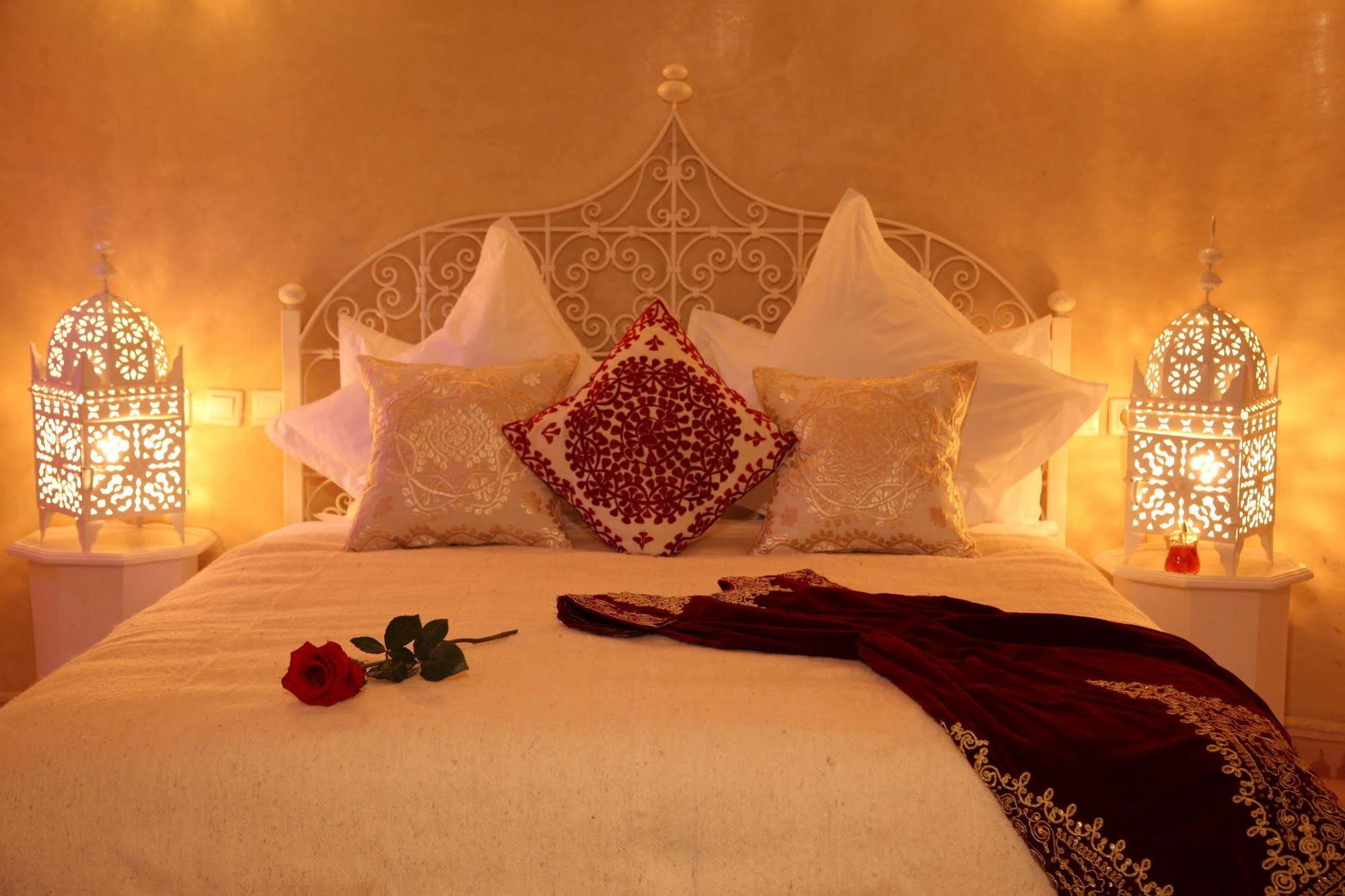 Riad Awinati Location Privatisee ,Piscine Chauffee , Beau Rooftop Marrakesh Exteriör bild